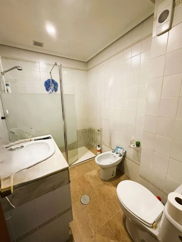 Vannitoad - Beachfront Apartment with Garage in Playa Victoria