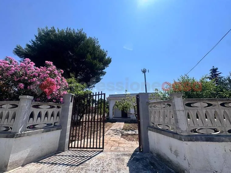 Extérieur - Villa with Garden near Pulsano