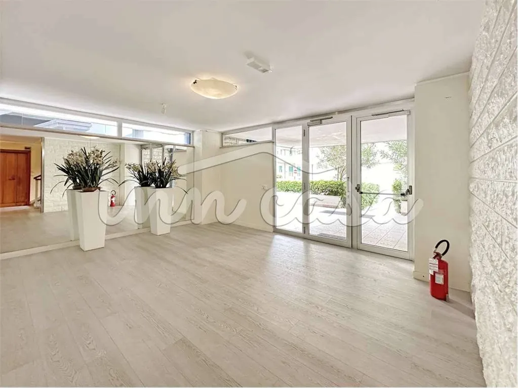 Esik - Apartment with Sea View in Riccione