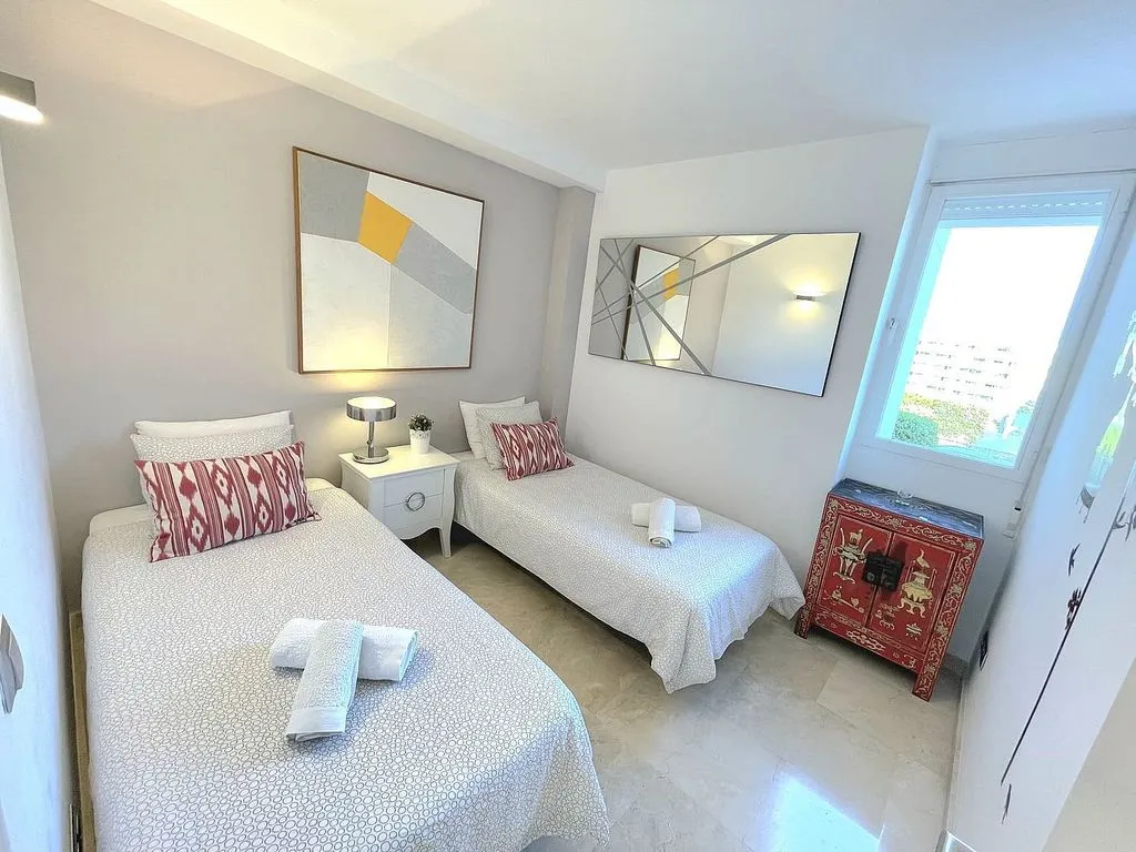 Chambres - Modern Flat with Pool in Portals Nous