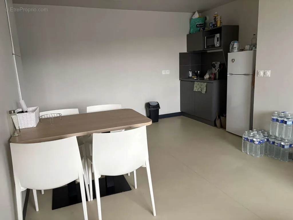 Söögituba - Student Studio in Le Havre with Managed Rent
