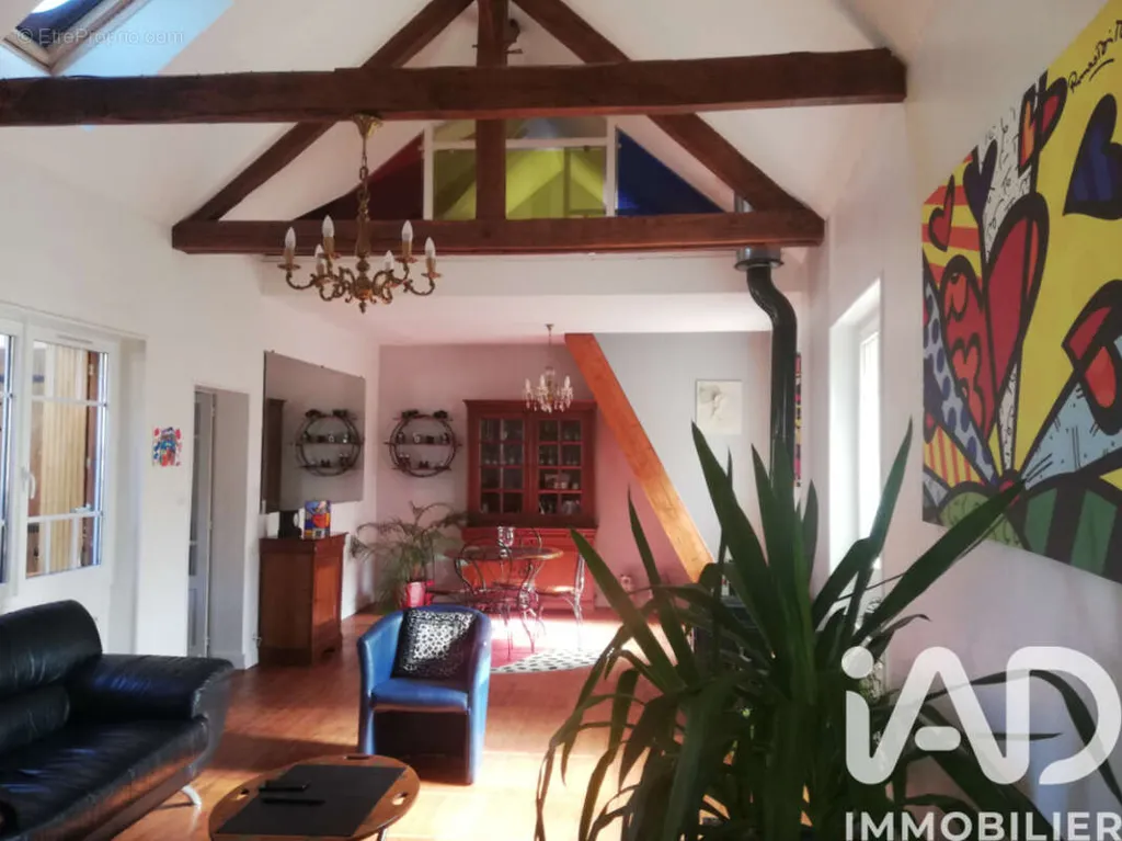 Maison 6 pièces à Le Bugue