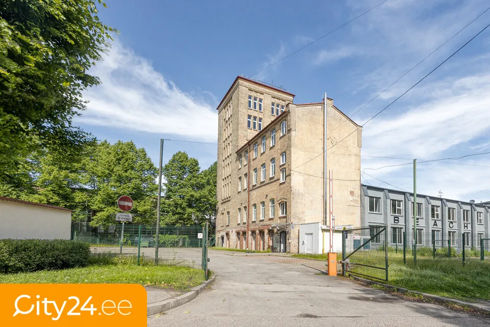 Esterno - Office Building with Modern Lifts in Teika