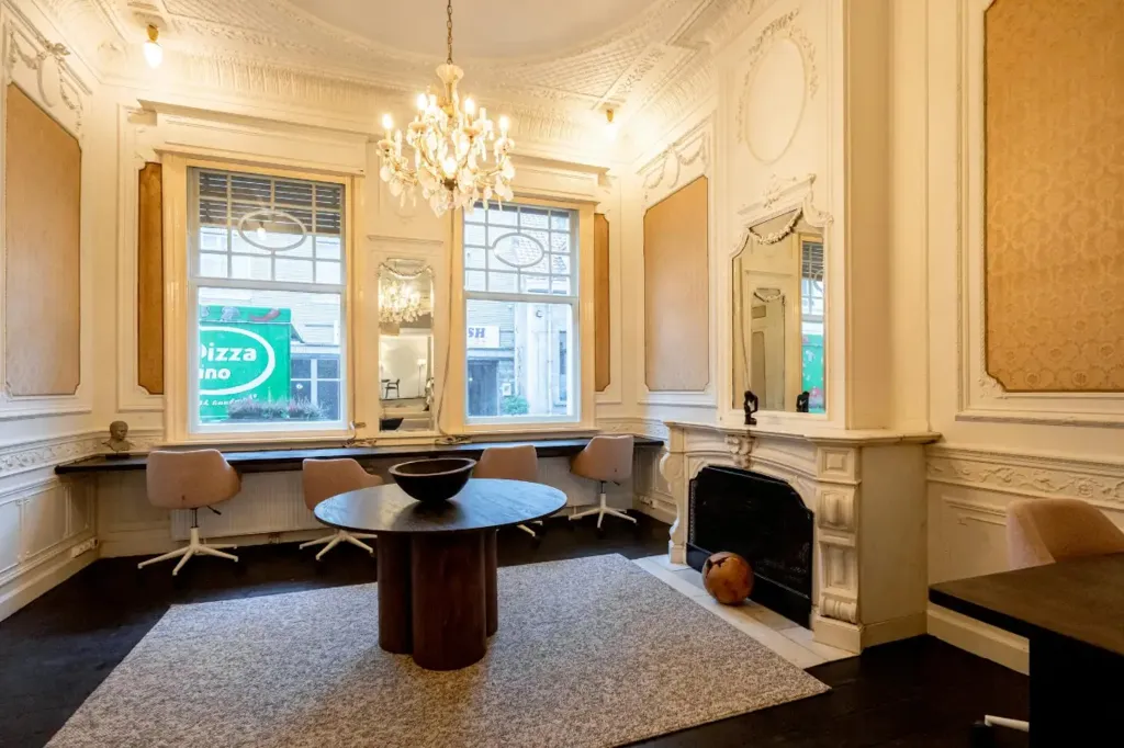 Dining Room - Co-living Studio with Shared Amenities in Antwerp