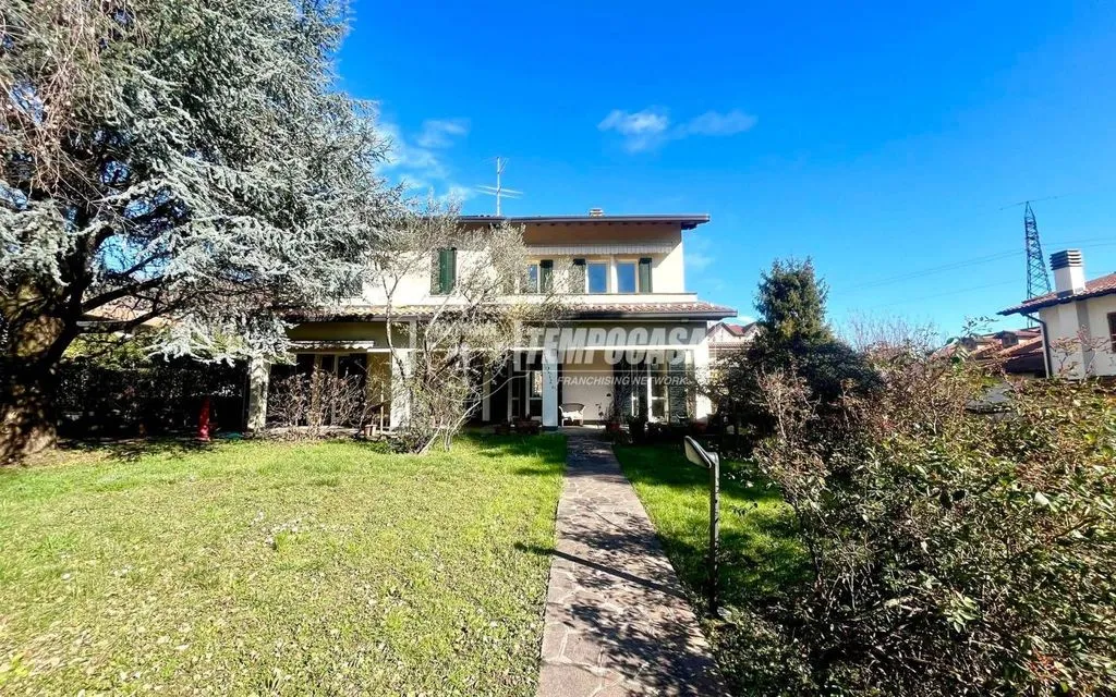 Extérieur - Luxury Villa with Private Garden in Mozzo
