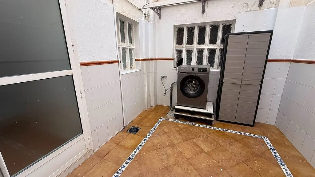 Pesuköök - Furnished Flat in Cathedral Centre, Almería