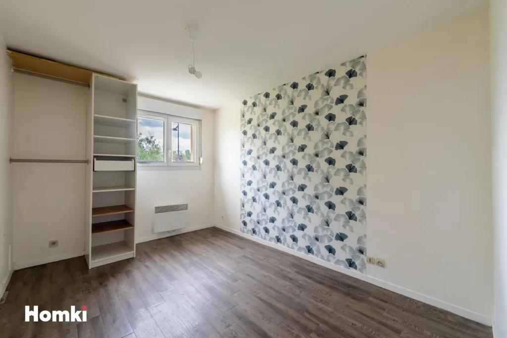 Magamistoad - Bright 2-Bed Flat with Parking in Le Bourget