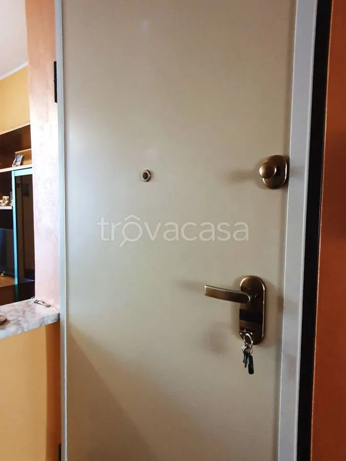 Ingresso - Apartment with Double Exposure in Turin