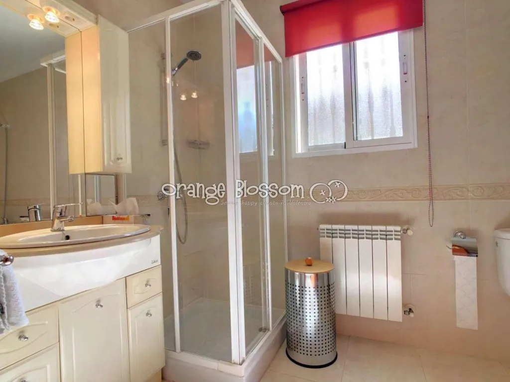 Vannitoad - Detached Villa with Sea Views in Ador