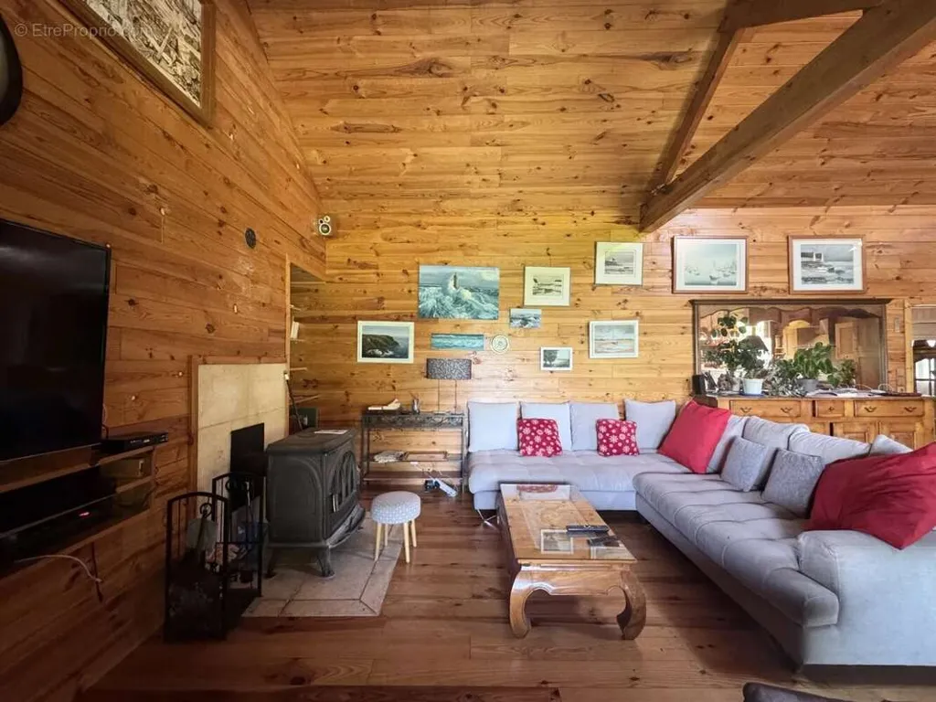 Séjour - Appartement 4 pièces avec terrasse à Peïra-Cava