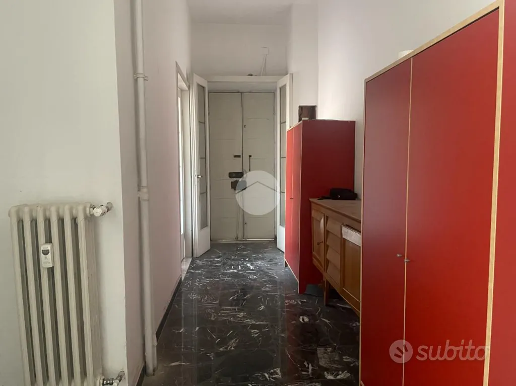 Ingresso - Triplex with Balcony in Asti's Historic Centre