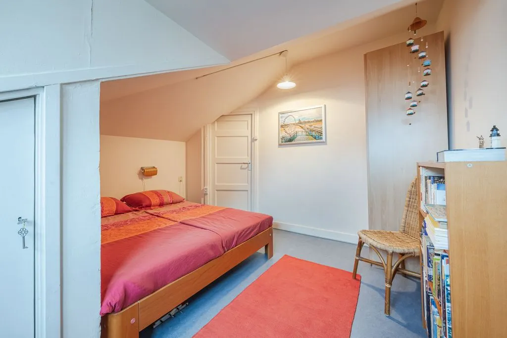 Camere da letto - 1930s House with Garden in Scheveningen