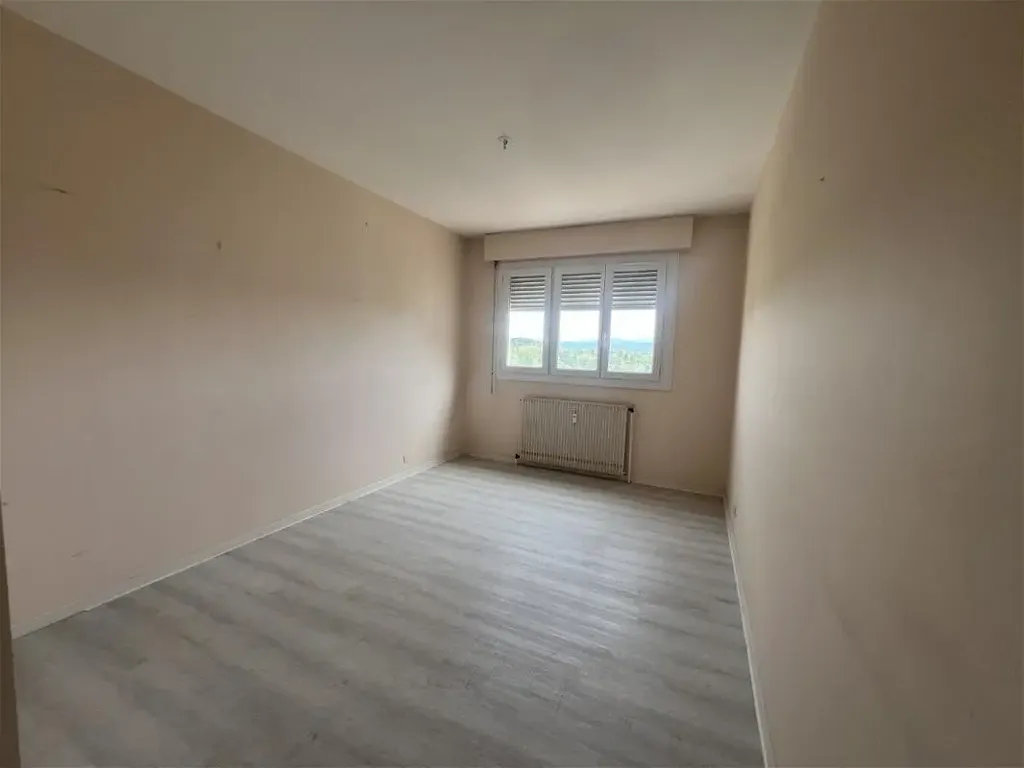 Pièces - Appartement avec terrasse et vue à Montélimar