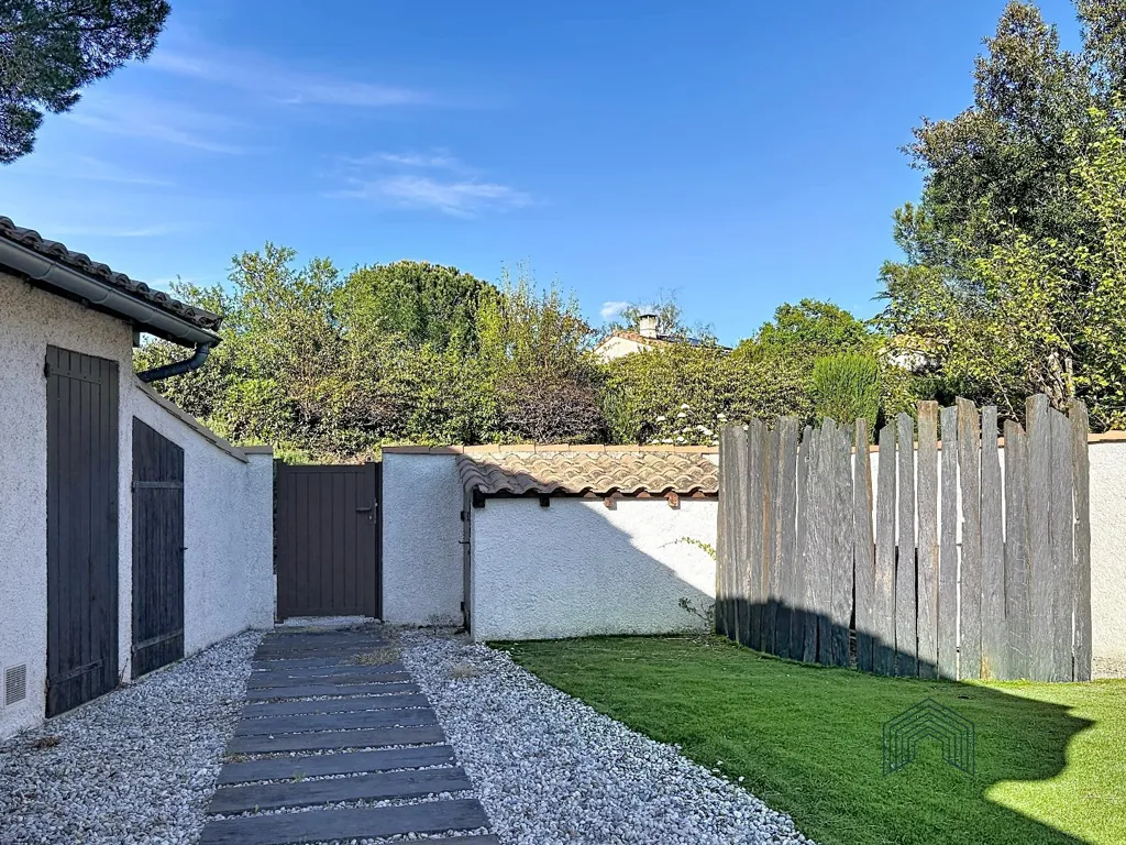 Jardin - Maison avec Vue Panoramique à Lacroix-Falgarde