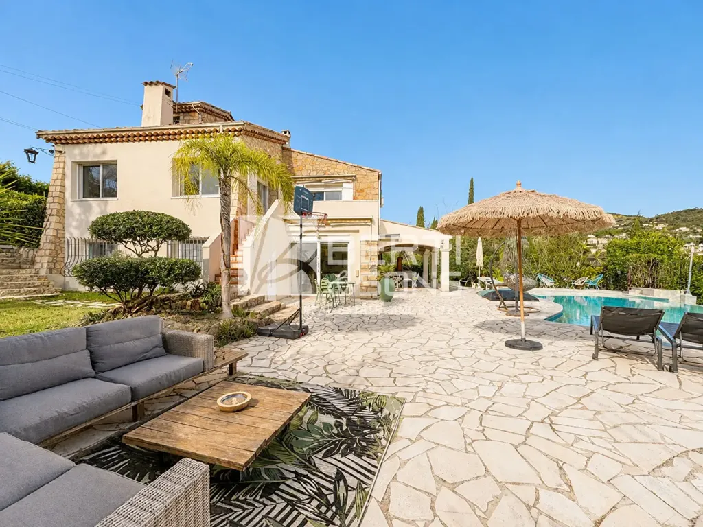 Bassein - Villa with Pool in Mandelieu Minelle