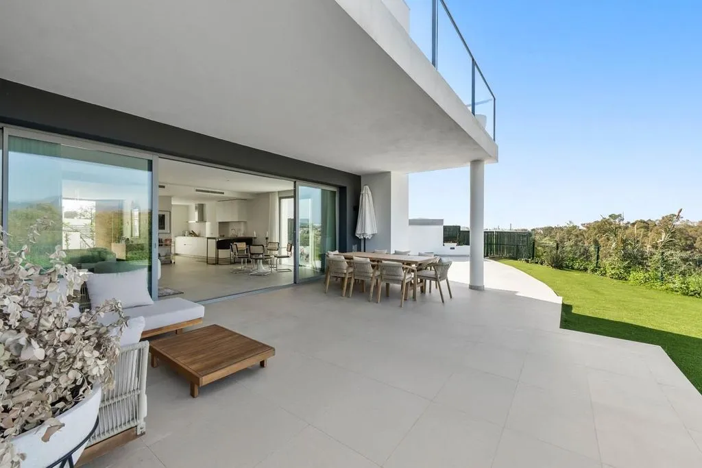 Terrass - Luxury Villa with Pools in San Pedro de Alcántara