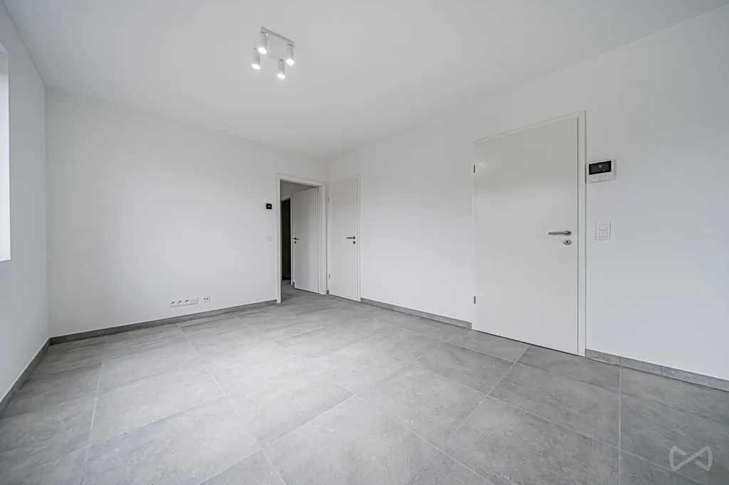other_room