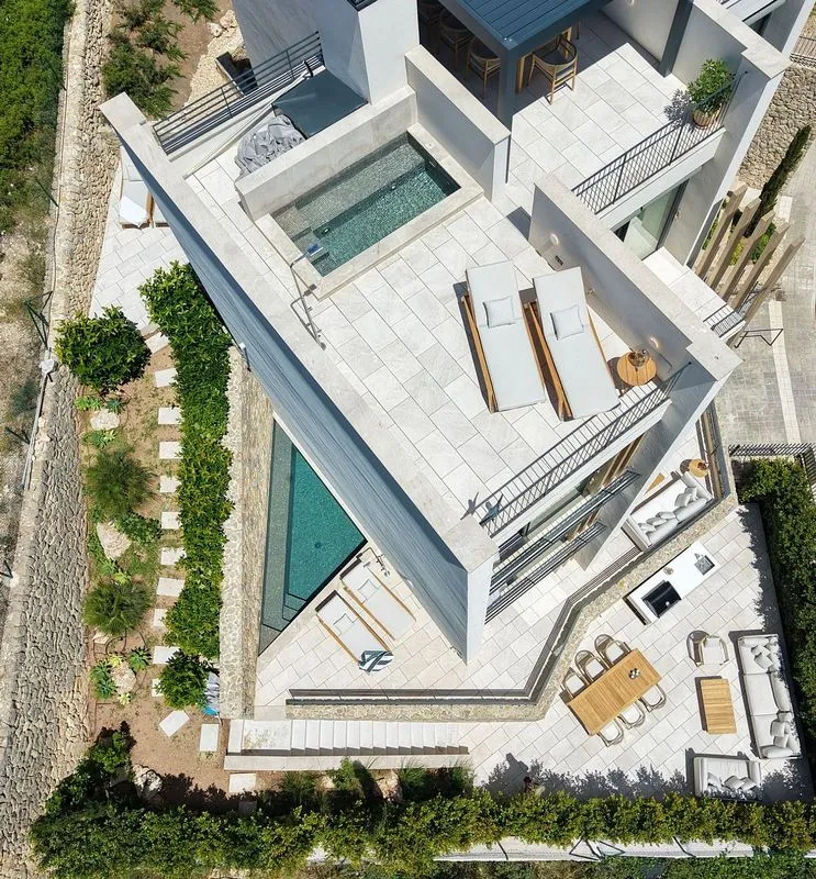 pool_area