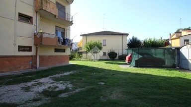 Giardino - Apartment with Balcony in Suzzara