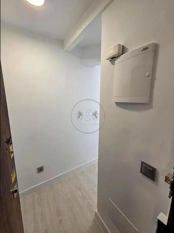 Esik - Apartment with Terrace in Historic Vicálvaro
