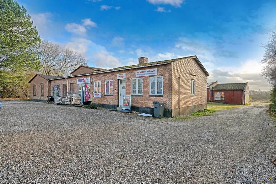 Välivaade - Industrial Property with Storage in Denmark