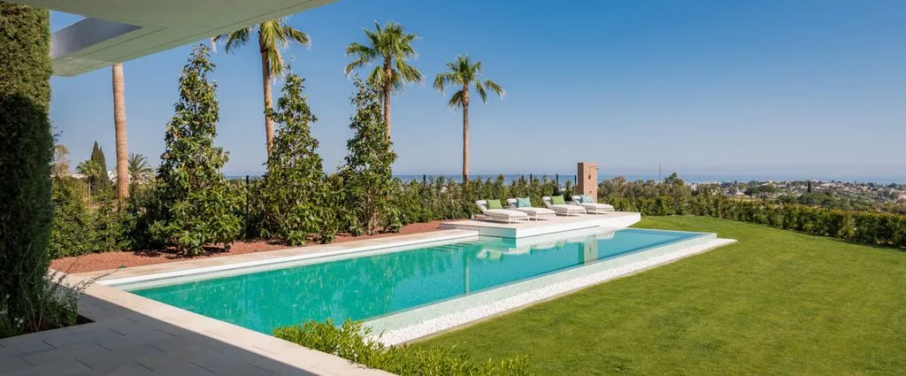 Piscine - Ultra-modern Villa with Panoramic Views in Benahavís