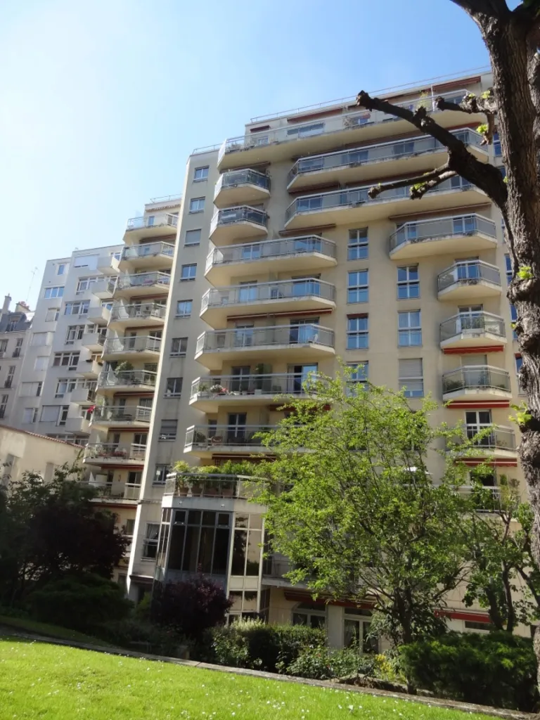 Aed - Senior Residence T2 with Balcony in Vaugirard