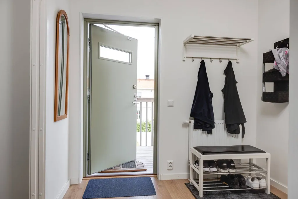 Esik - Apartment with Balcony in Terra Nova, Visby