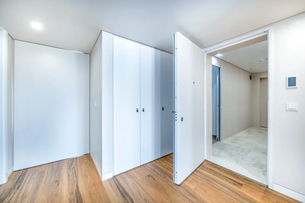 Pièces - Luxury Apartment with Balconies in Cascais