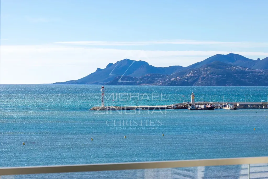 Apartment with Sea View on the Croisette, Cannes