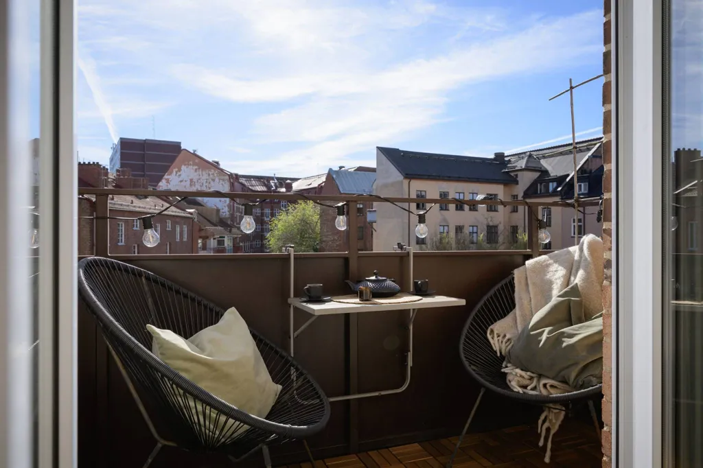 Balcon - Open-Plan Apartment with Balcony in Malmö