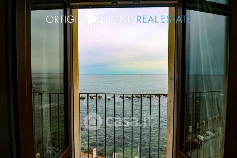Pièces - Rearranged Studio with Sea View in Ortigia, Syracuse