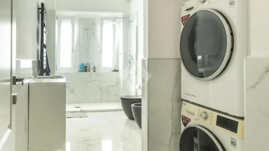 Buanderie - Modernised Apartment with Balcony in Turin