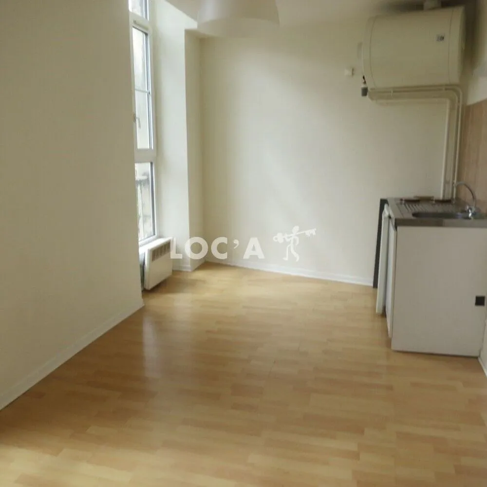 Köök - Meubled Studio with Kitchenette in Côte-d'Or