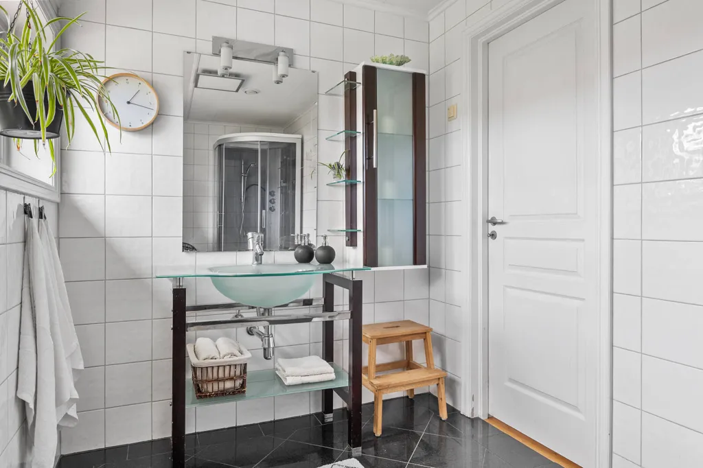 Bagni - Semi-detached House with Garden in Andebu