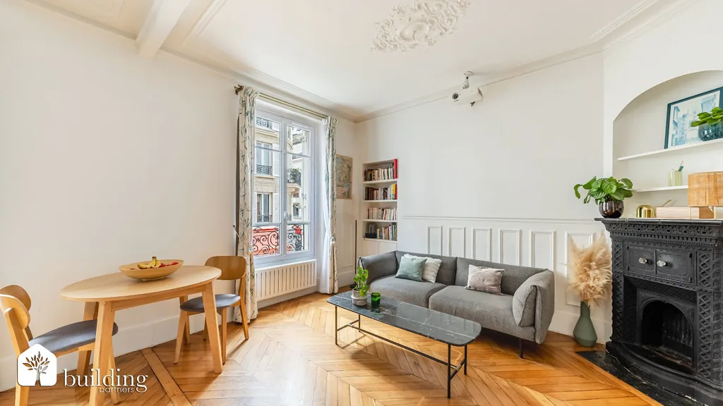 Séjour - Appartement avec vue sur le marché à Levallois-Perret