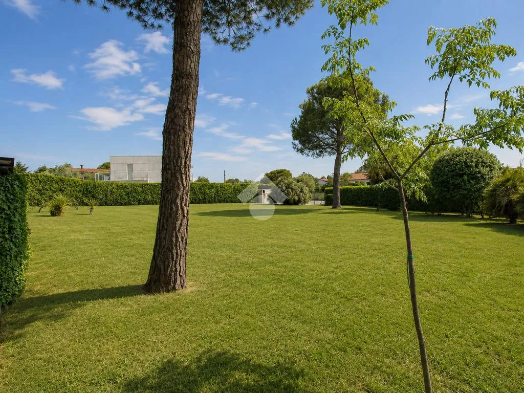 Giardino - Villa indipendente con giardino a Osimo