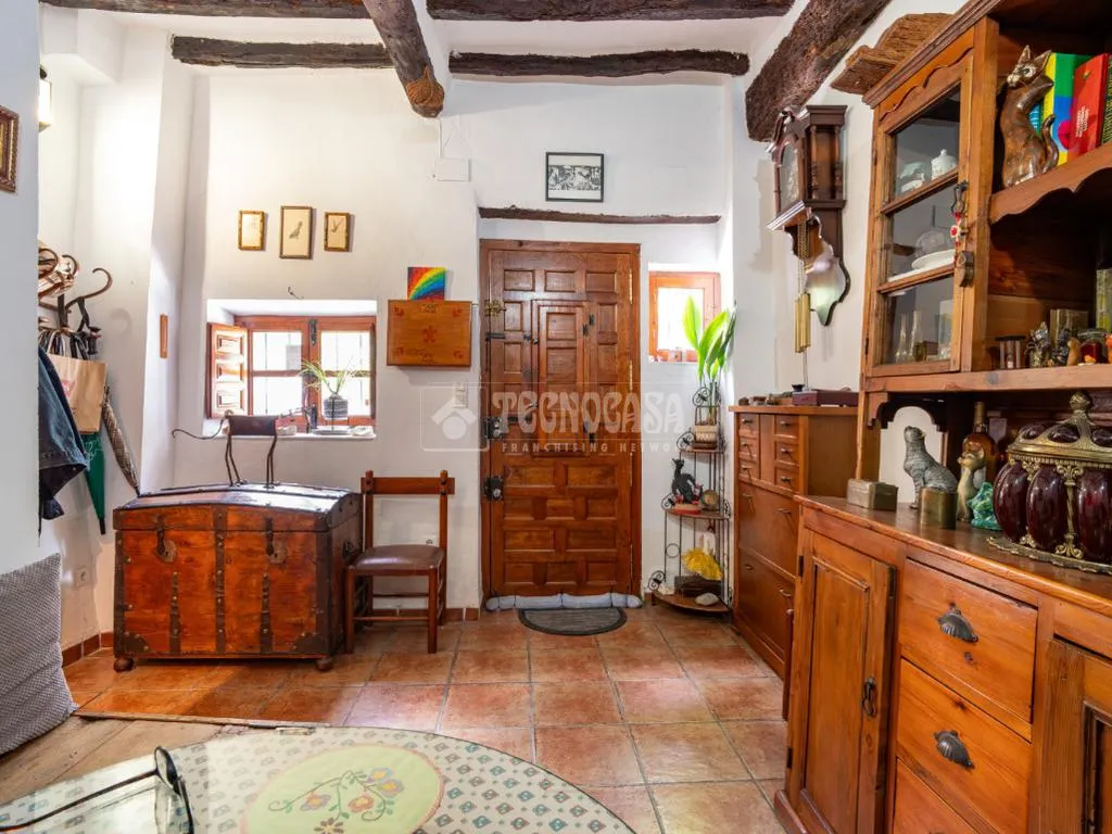 Salle à manger - Traditional Albaicín Flat with Balcón