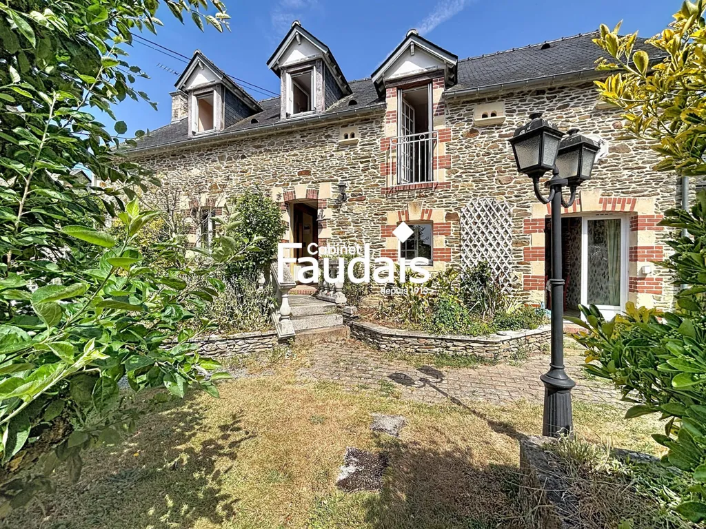 Extérieur - Maison en Pierre avec Jardin à Val d'Arry