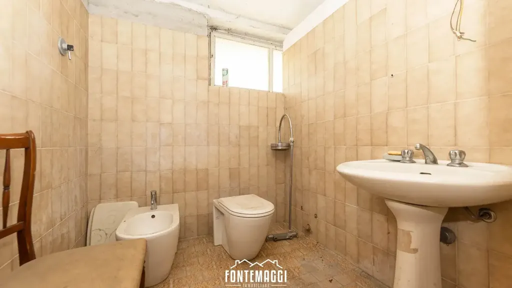 Salles de bain - Appartement 4 pièces à IT