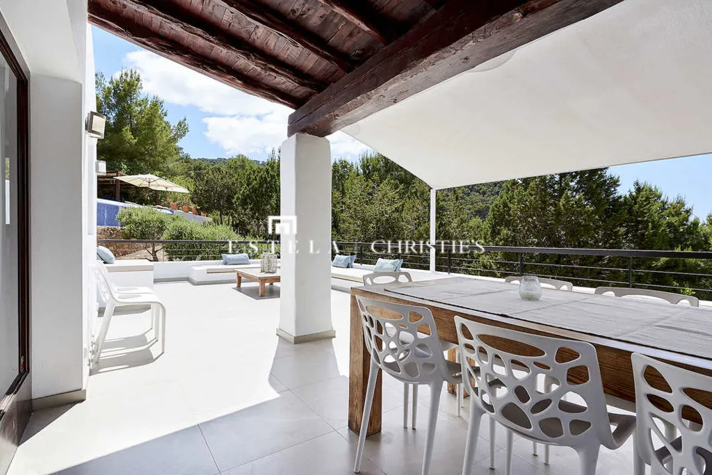 Terrasse - Contemporary Villa with Pool in Es Cubells
