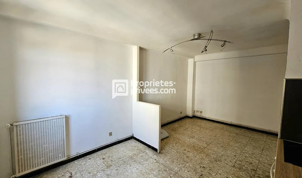Stanze - 2-Bedroom Apartment with Secure Residency in Perpignan