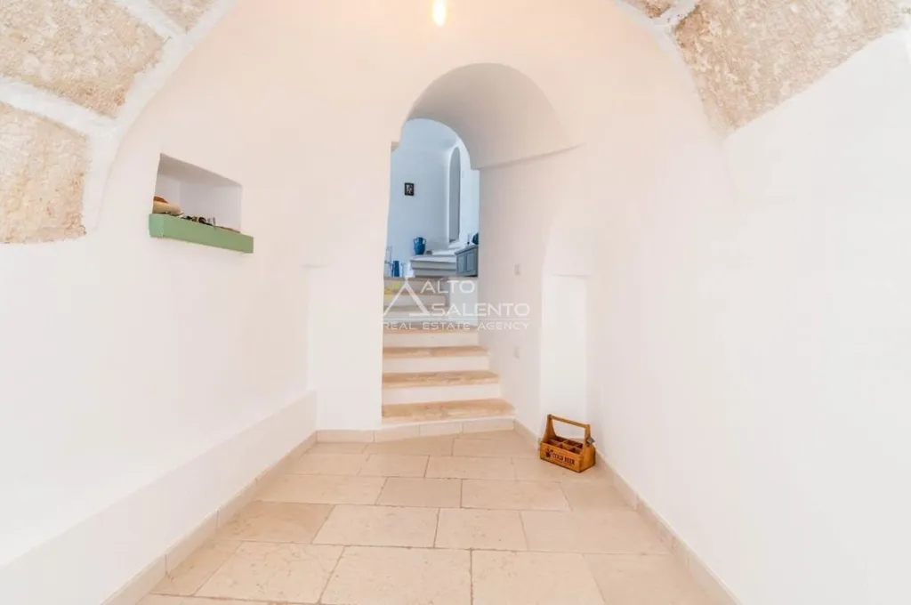Hallway - Renovated Villa with Pool near Ostuni