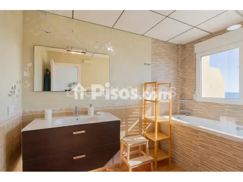 Vannitoad - Seafront Terraced House in Cullera