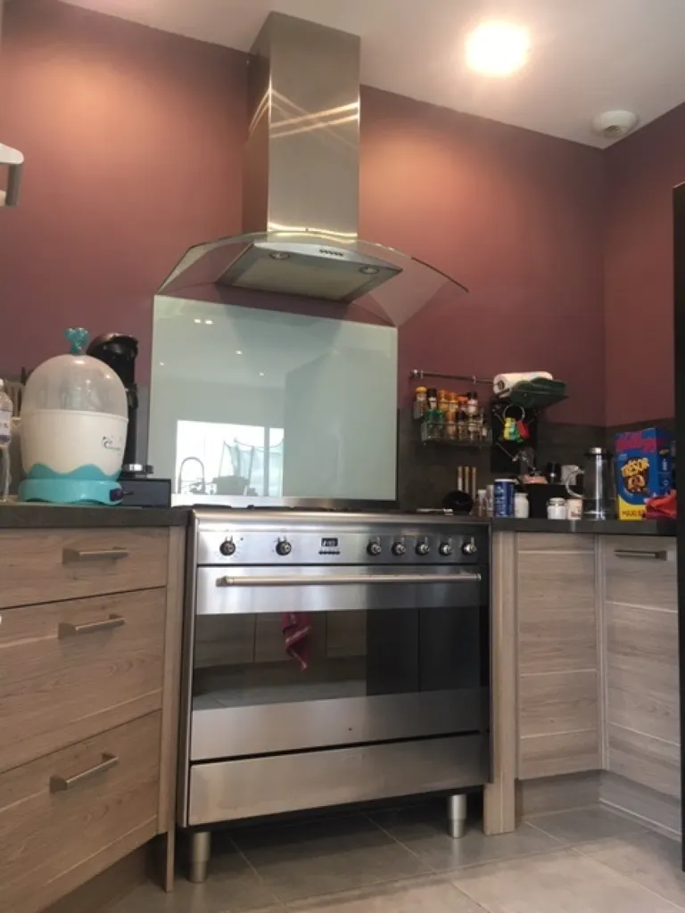 Cuisine - Maison Récente avec Double Garage à Étréchy