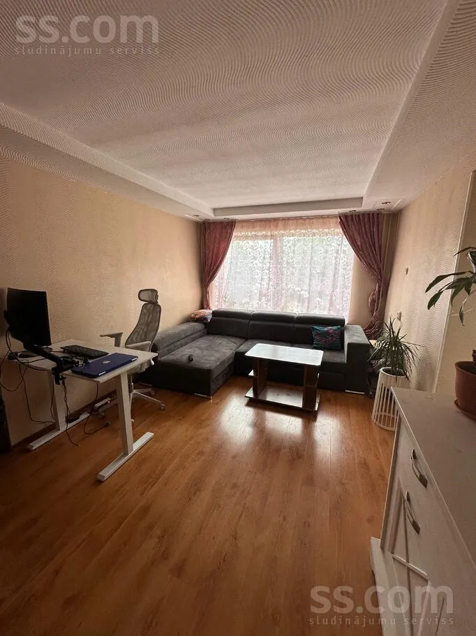 Elutuba - 3-Bedroom Apartment with Balcony in Balvi