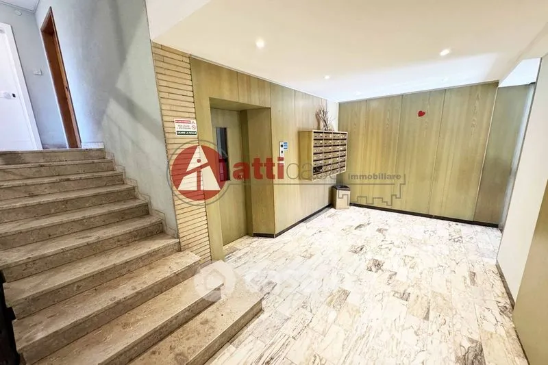 Esik - Apartment with Terrace in Trieste