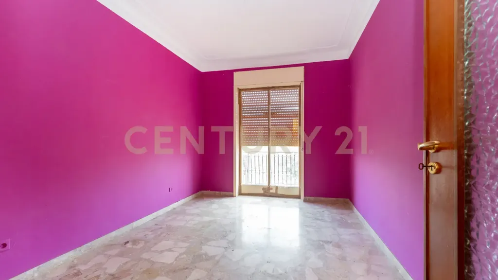 6-room apartment in IT