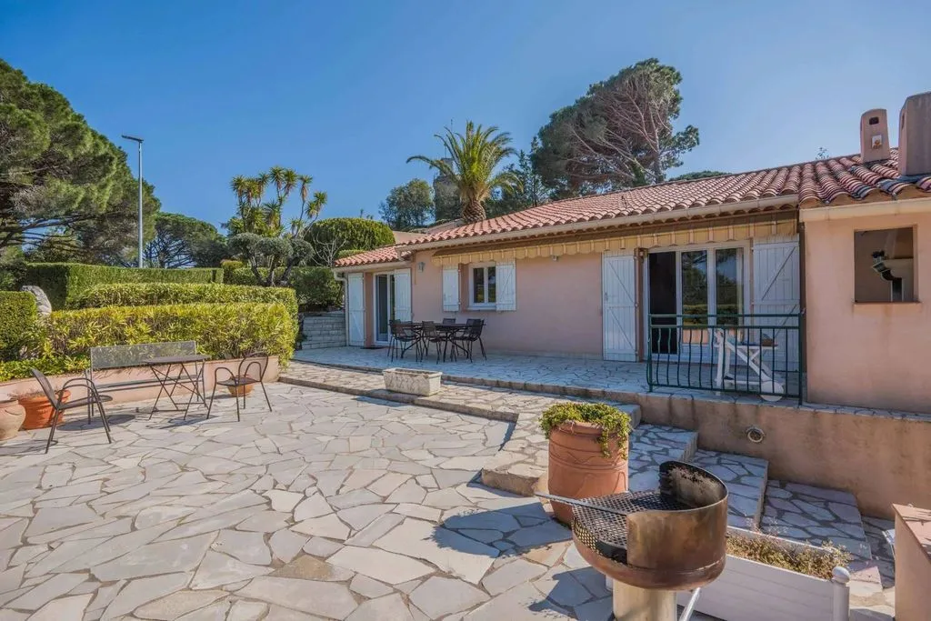 Terrass - Luxury Villa with Pool in Sainte-Maxime