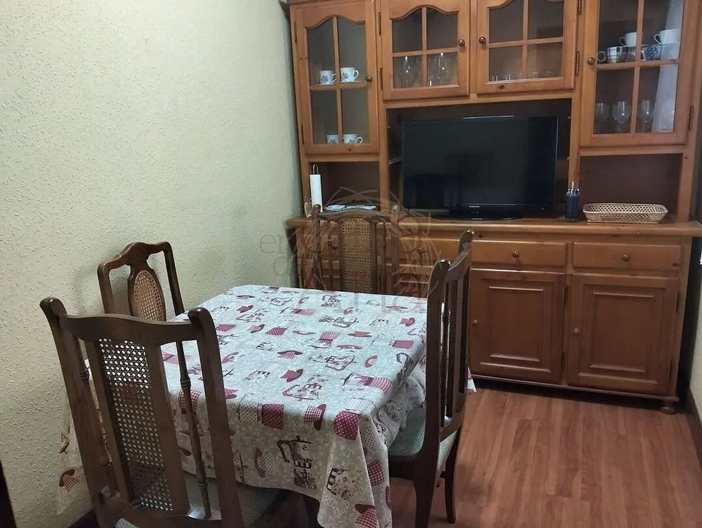 Salle à manger - Student-Friendly Flat near Sarriko University, Bilbao
